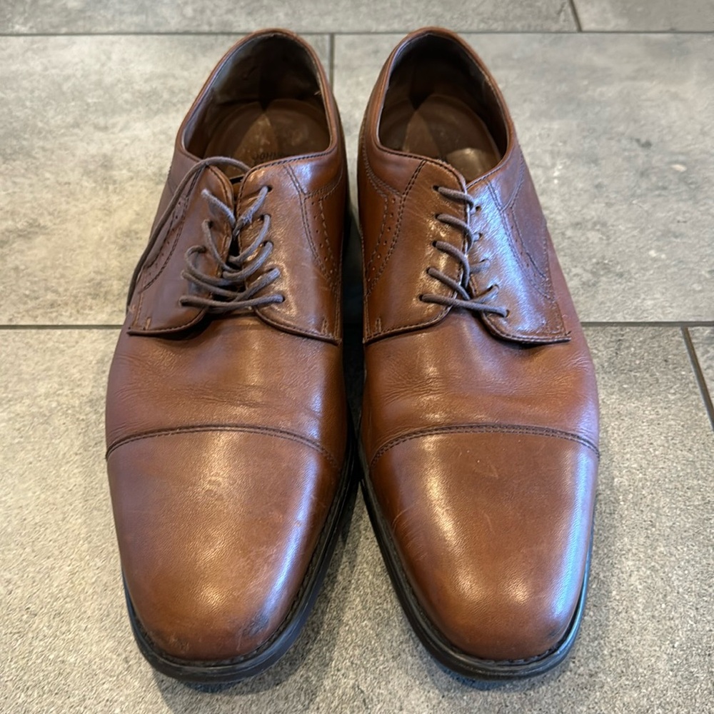 Johnston & Murphy Brown dress shoes